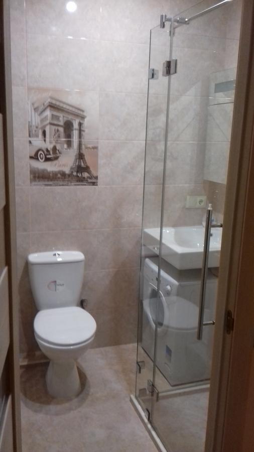 Apartment Near The Forum Mall Lemberg Exterior foto