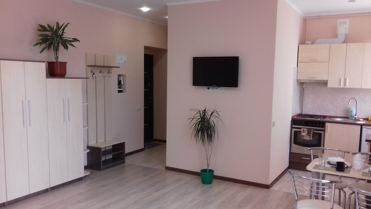 Apartment Near The Forum Mall Lemberg Exterior foto