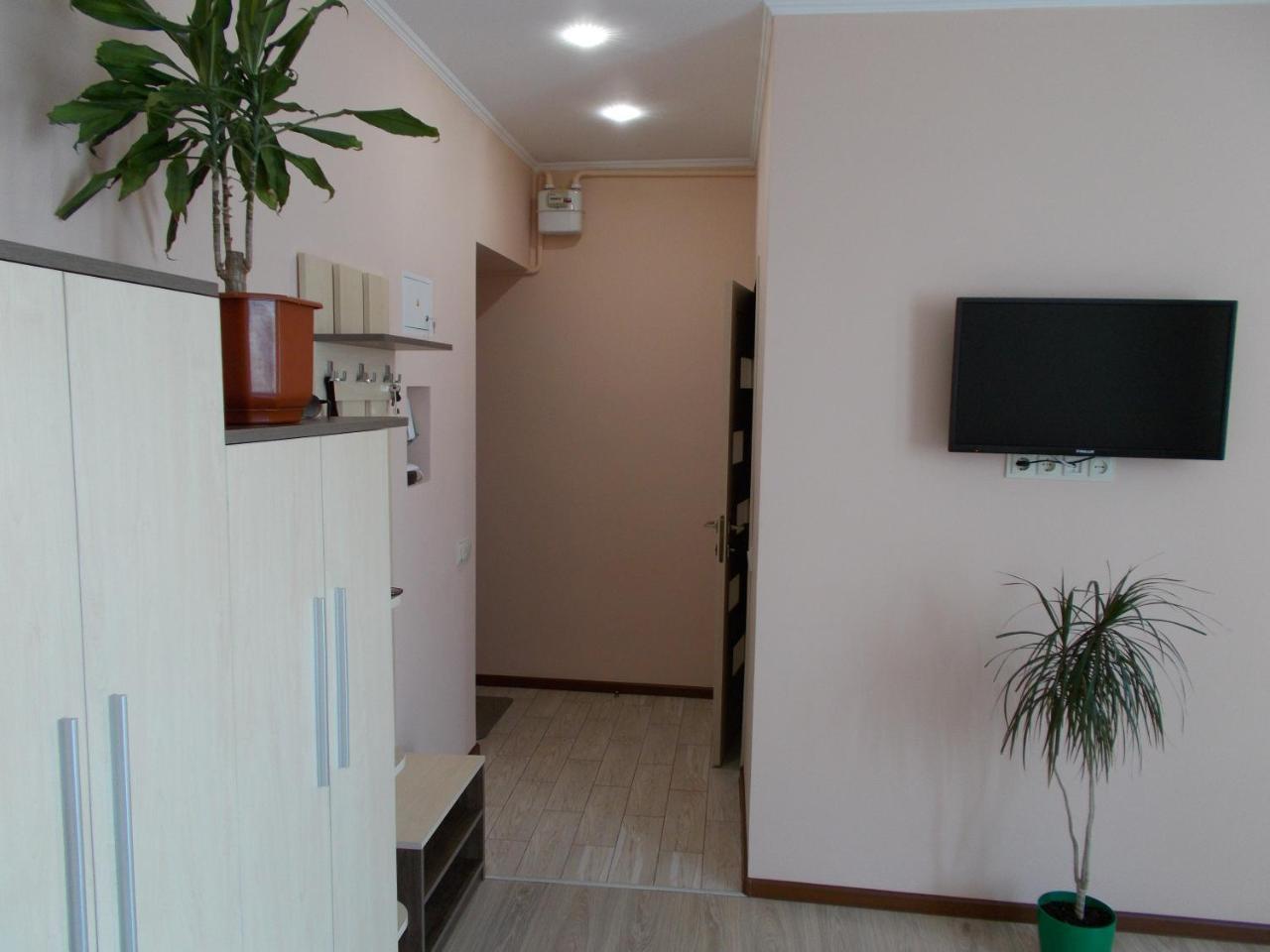 Apartment Near The Forum Mall Lemberg Exterior foto