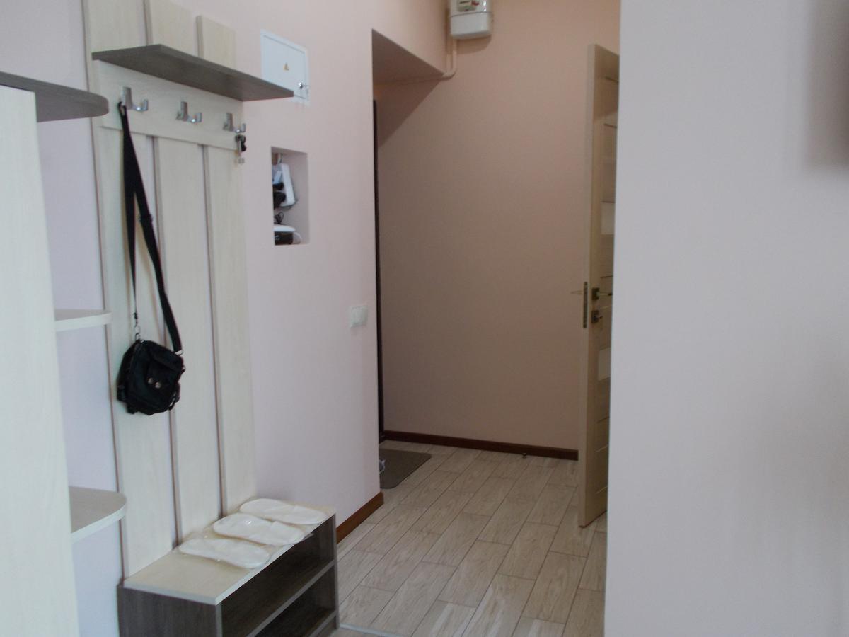 Apartment Near The Forum Mall Lemberg Exterior foto