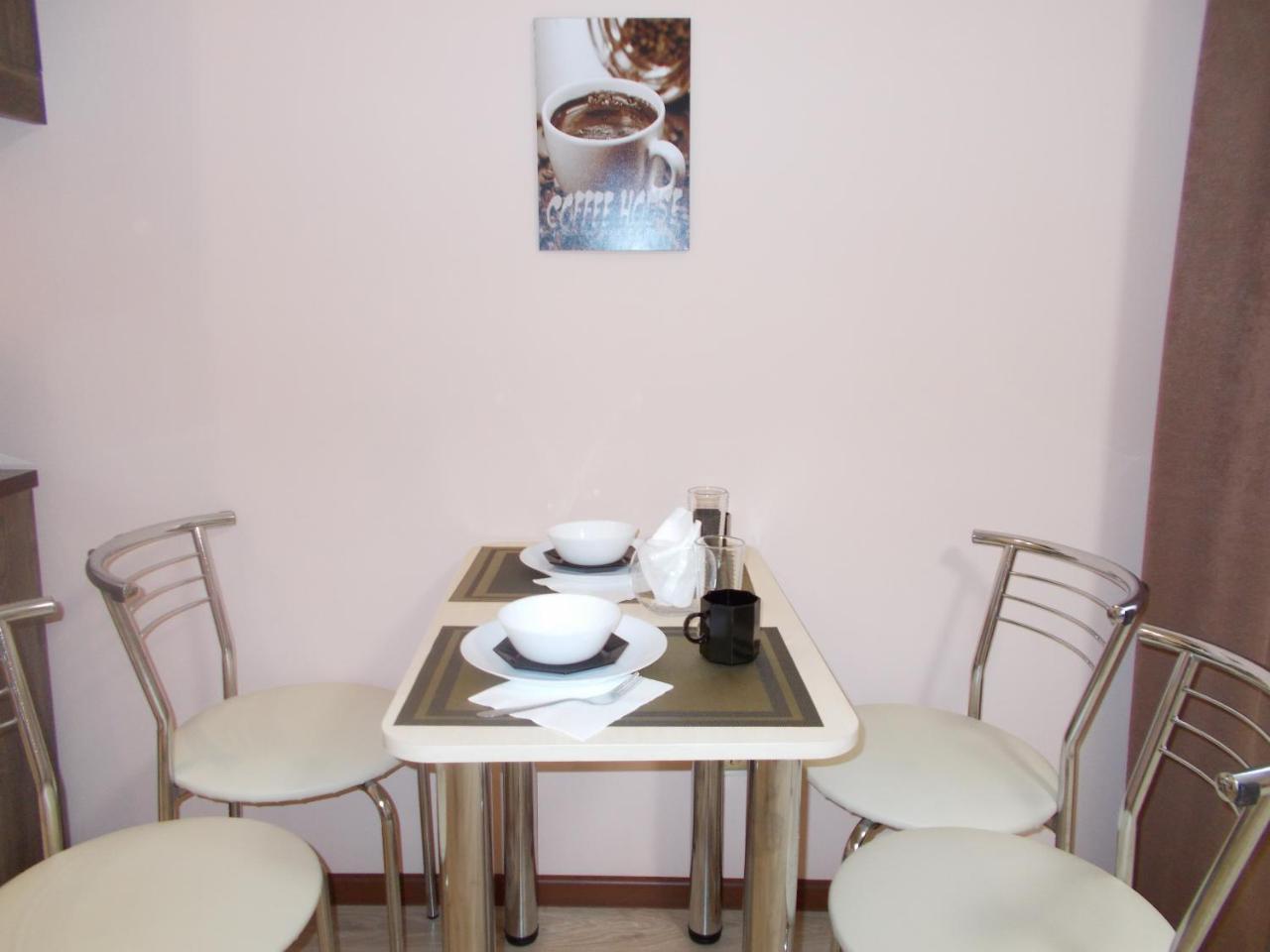 Apartment Near The Forum Mall Lemberg Exterior foto